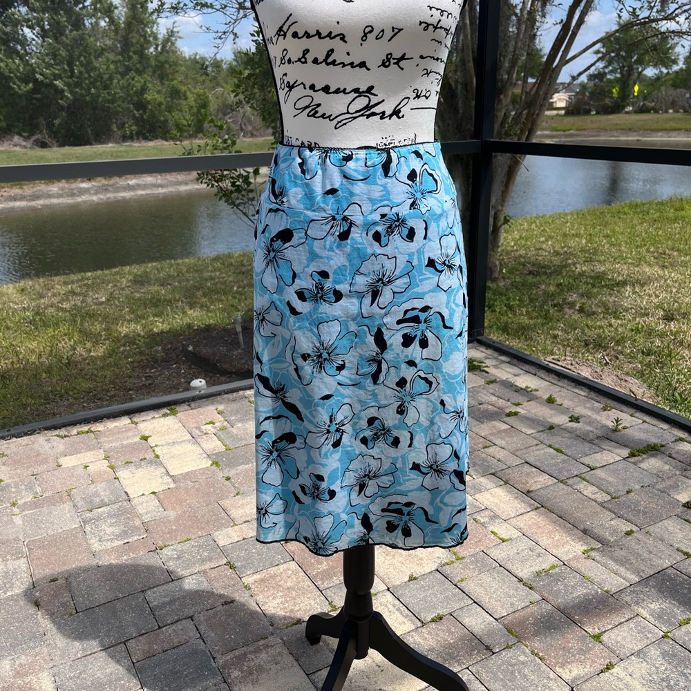 New York & Company 100% Cotton Skirt